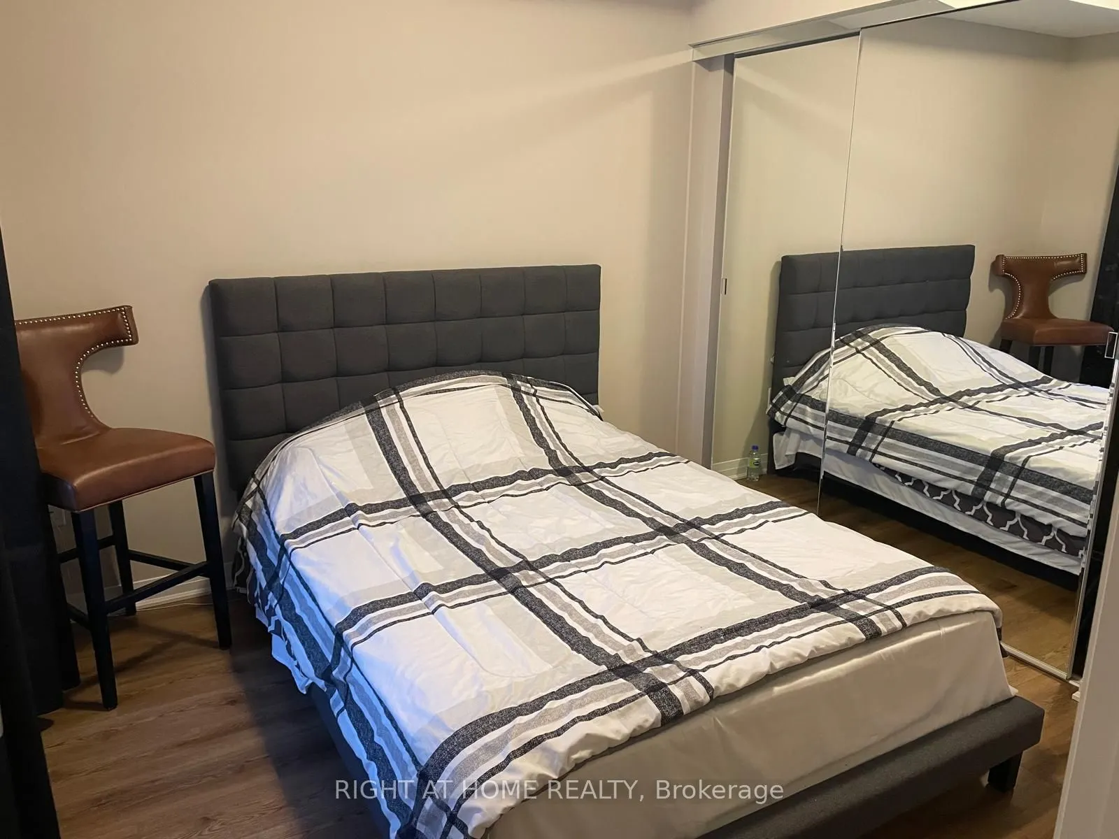 480 Gordon Krantz Avenue, #405