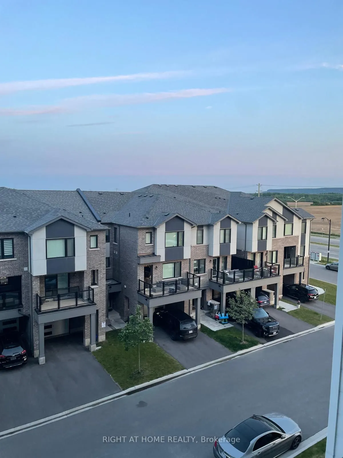 480 Gordon Krantz Avenue, #405