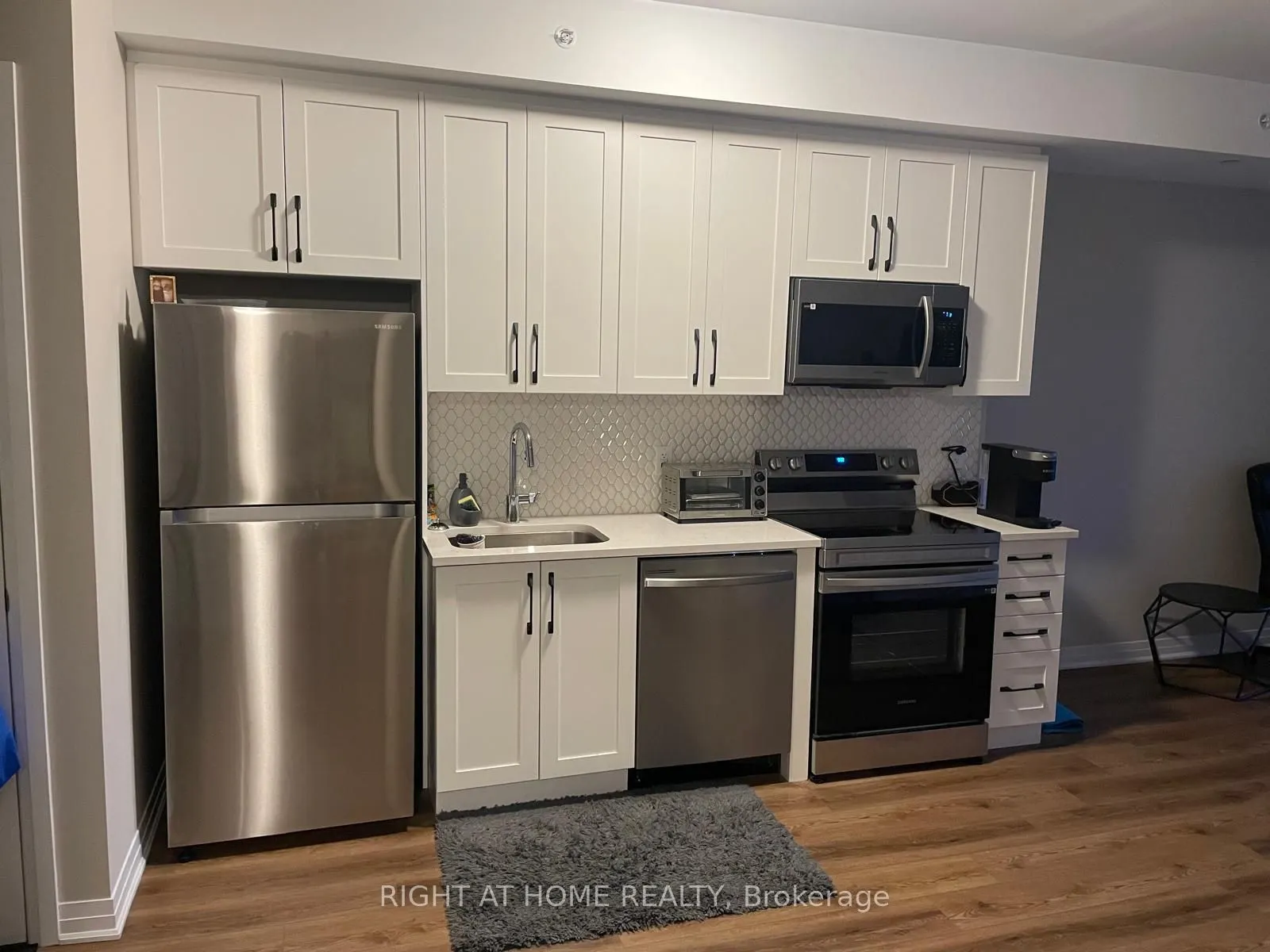 480 Gordon Krantz Avenue, #405