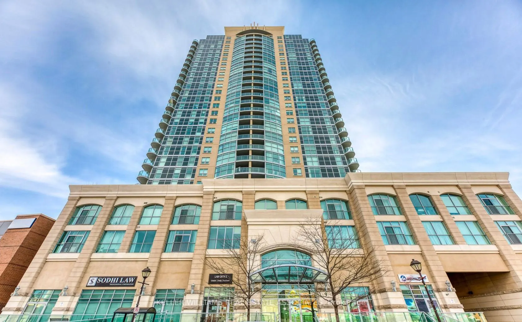 9 George Street N, #1603