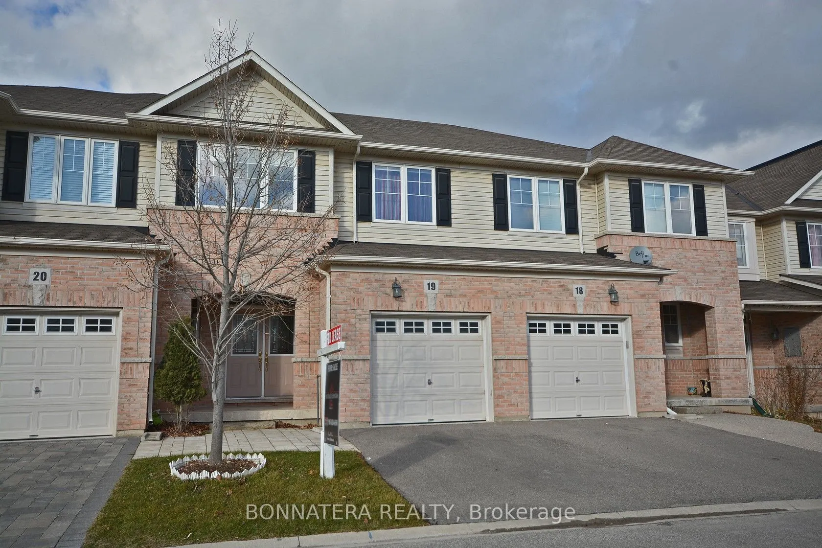 3275 Stalybridge Drive, #19