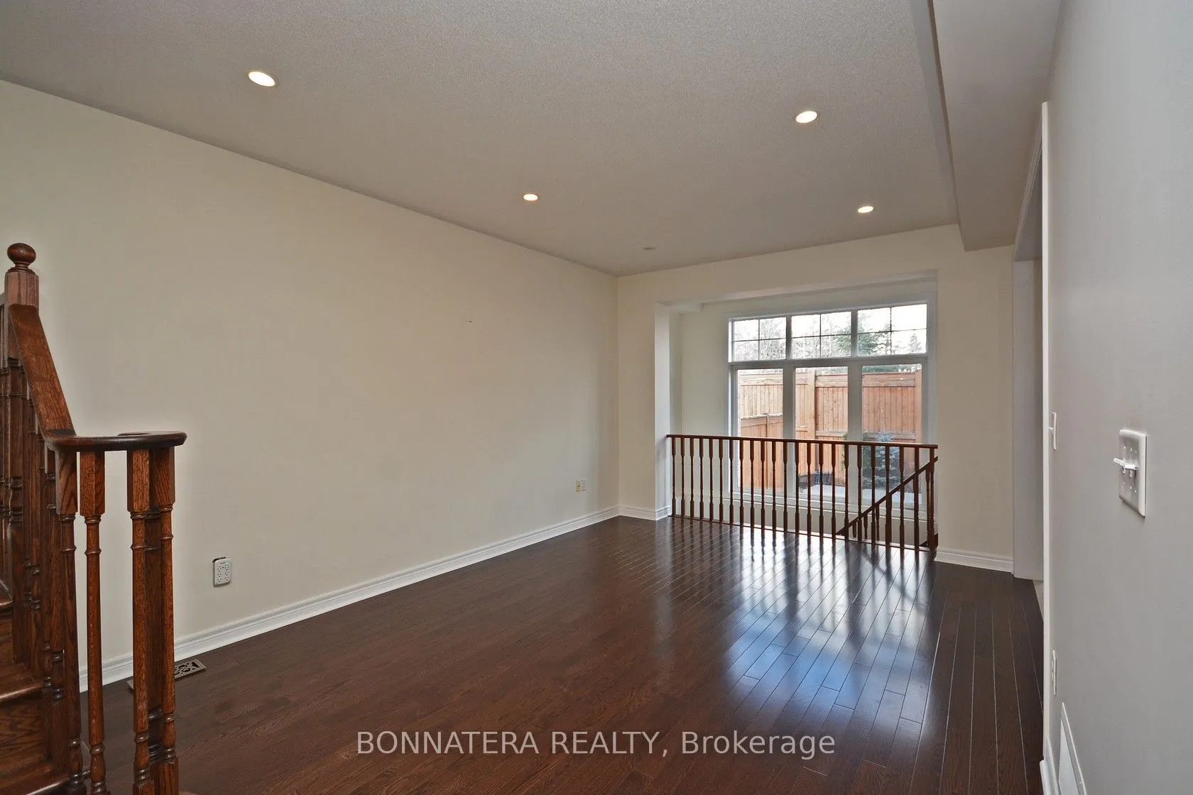3275 Stalybridge Drive, #19