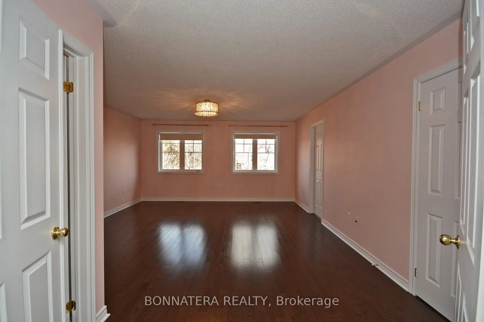 3275 Stalybridge Drive, #19