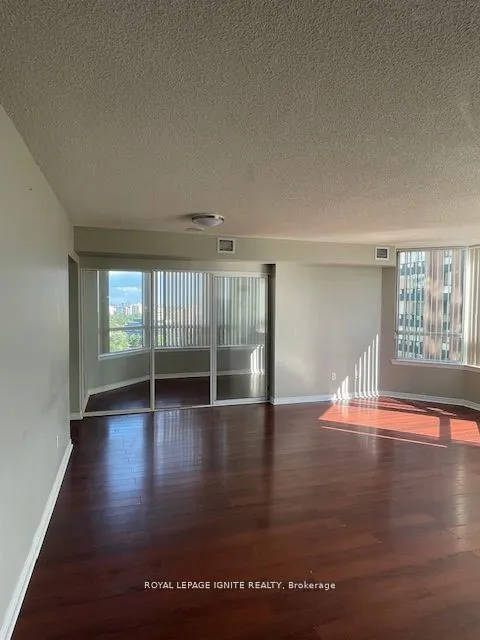 135 Hillcrest Avenue, #1104