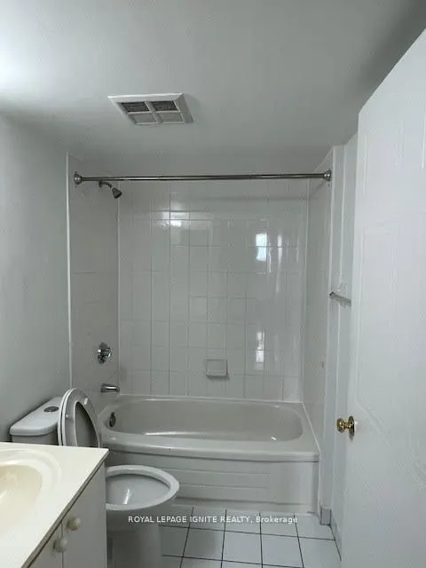 135 Hillcrest Avenue, #1104