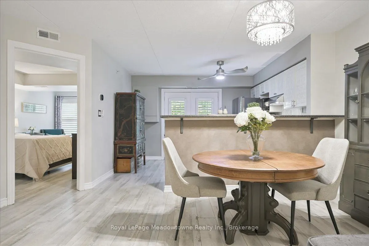 1450 Bishops Gate, #105