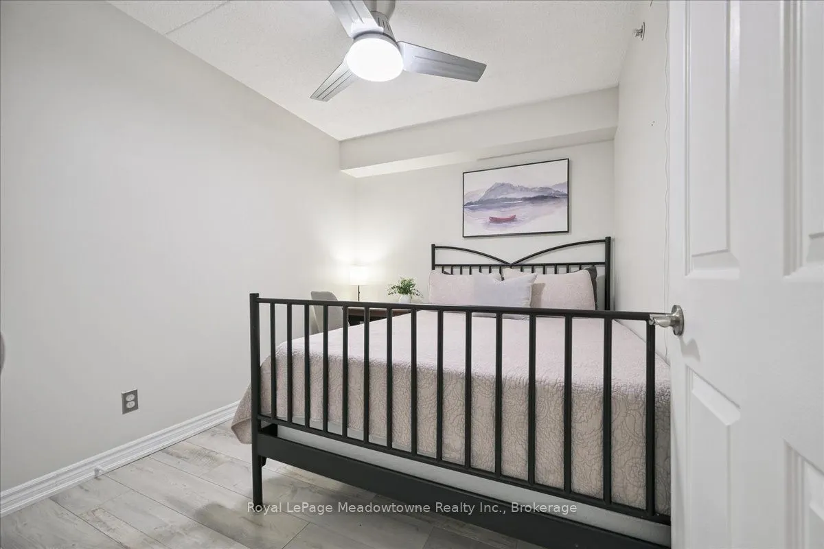 1450 Bishops Gate, #105