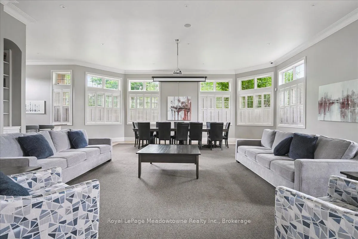 1450 Bishops Gate, #105
