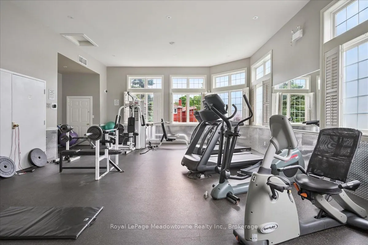 1450 Bishops Gate, #105