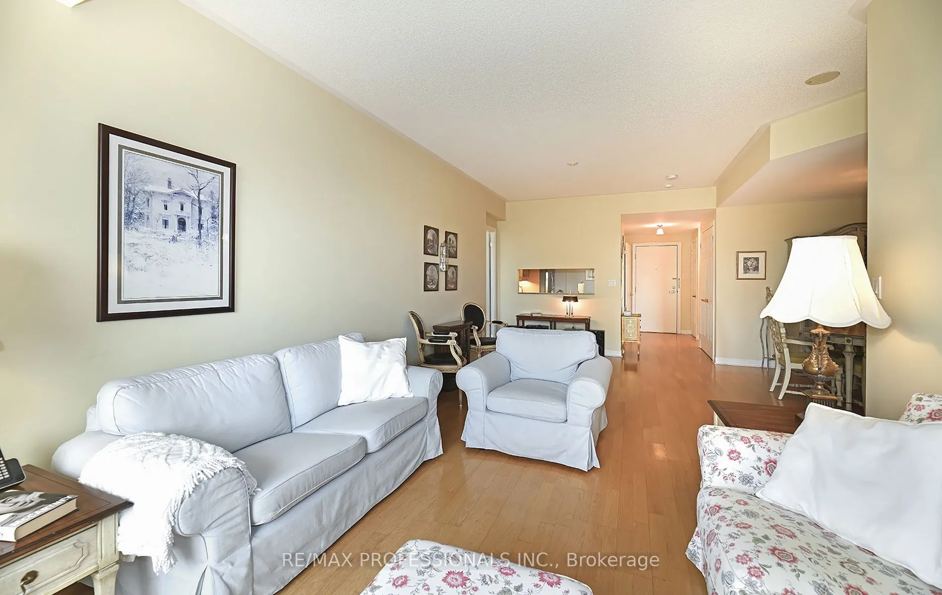 3085 Bloor Street W, #504