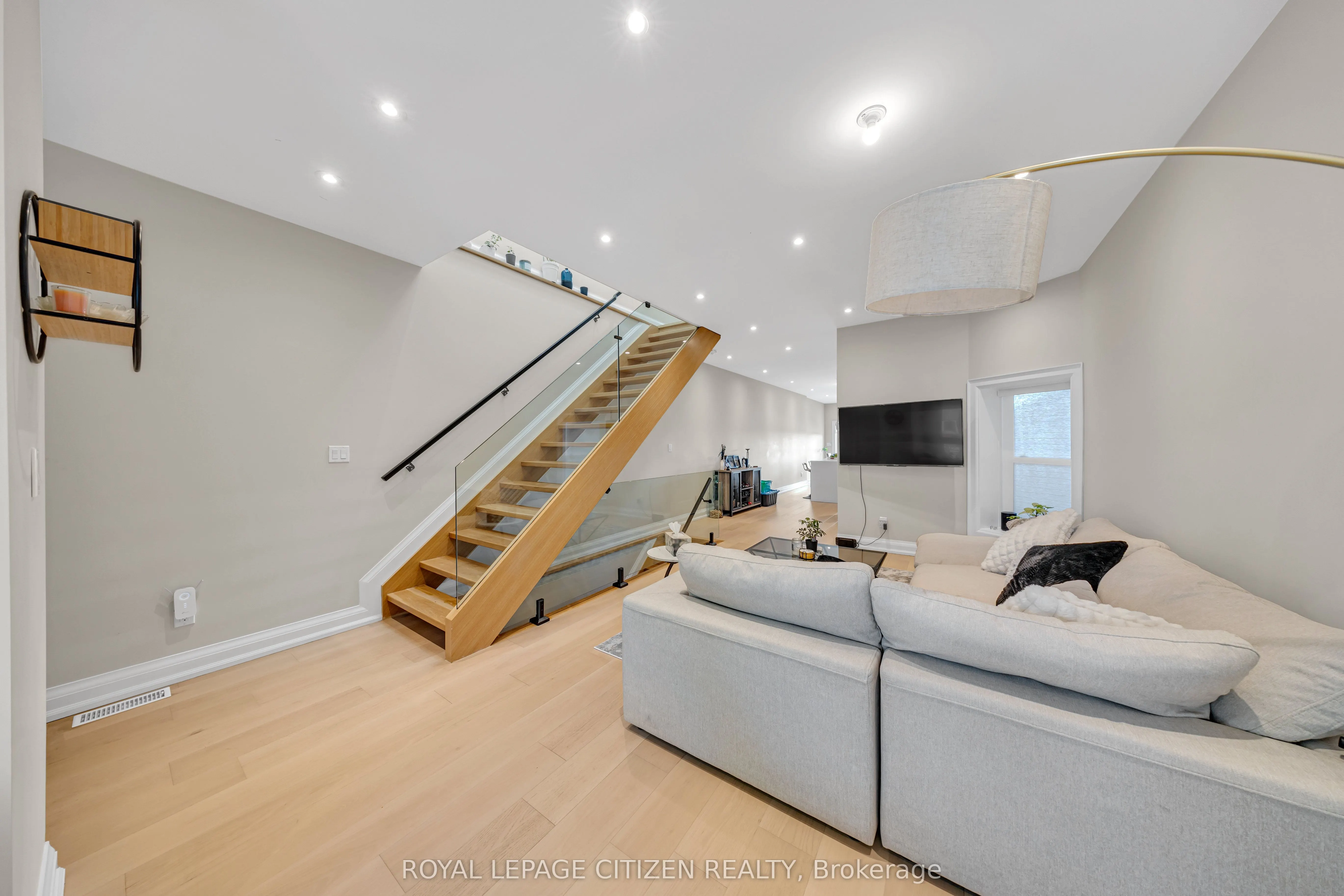 124 Caledonia Road