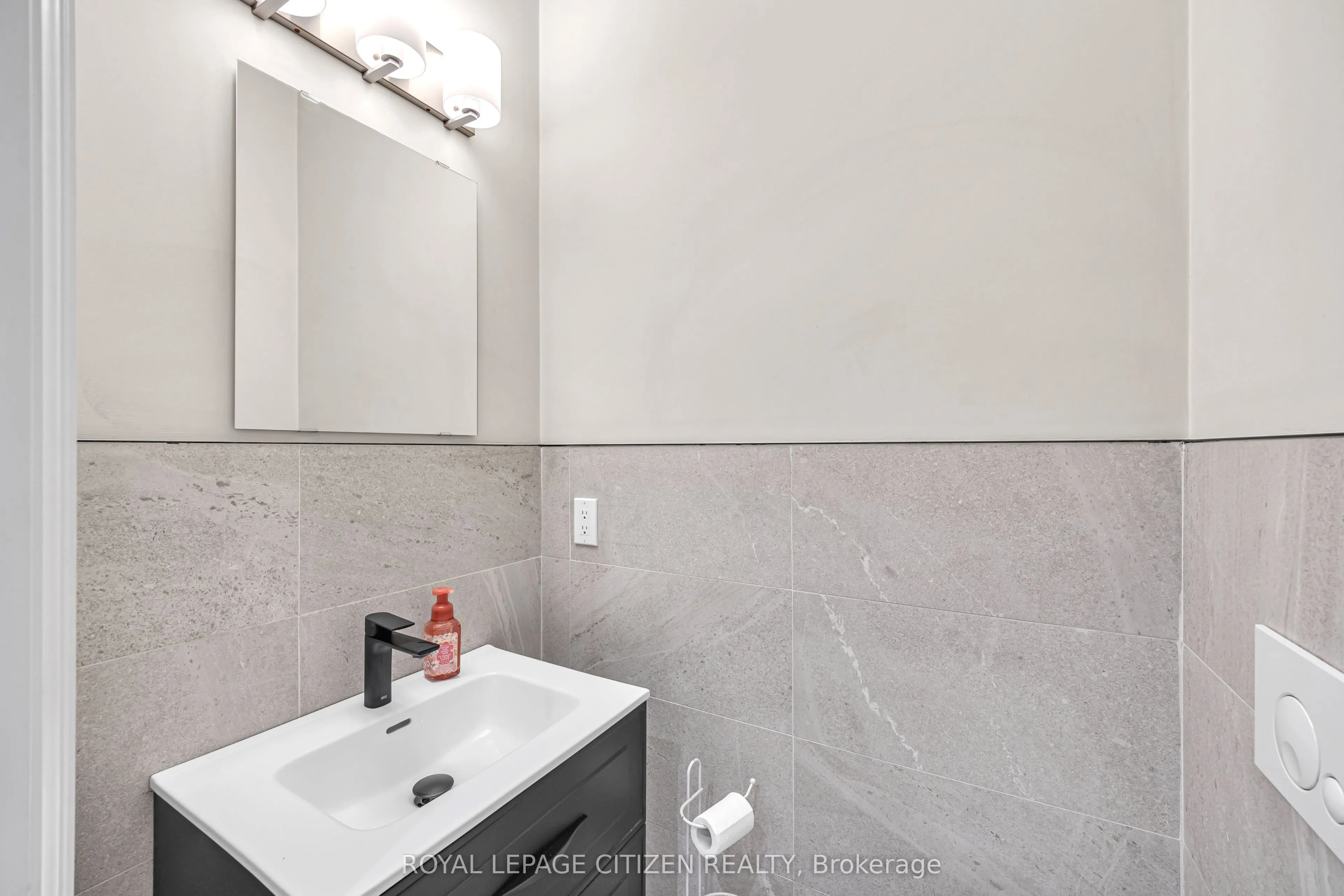124 Caledonia Road