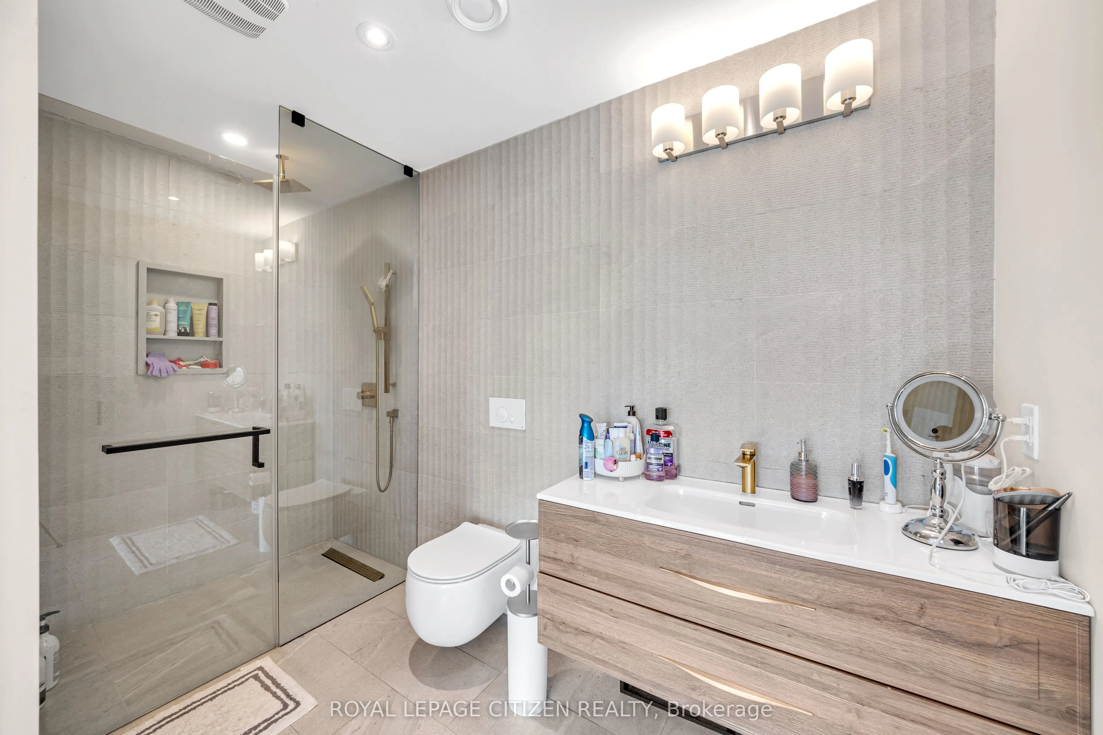124 Caledonia Road
