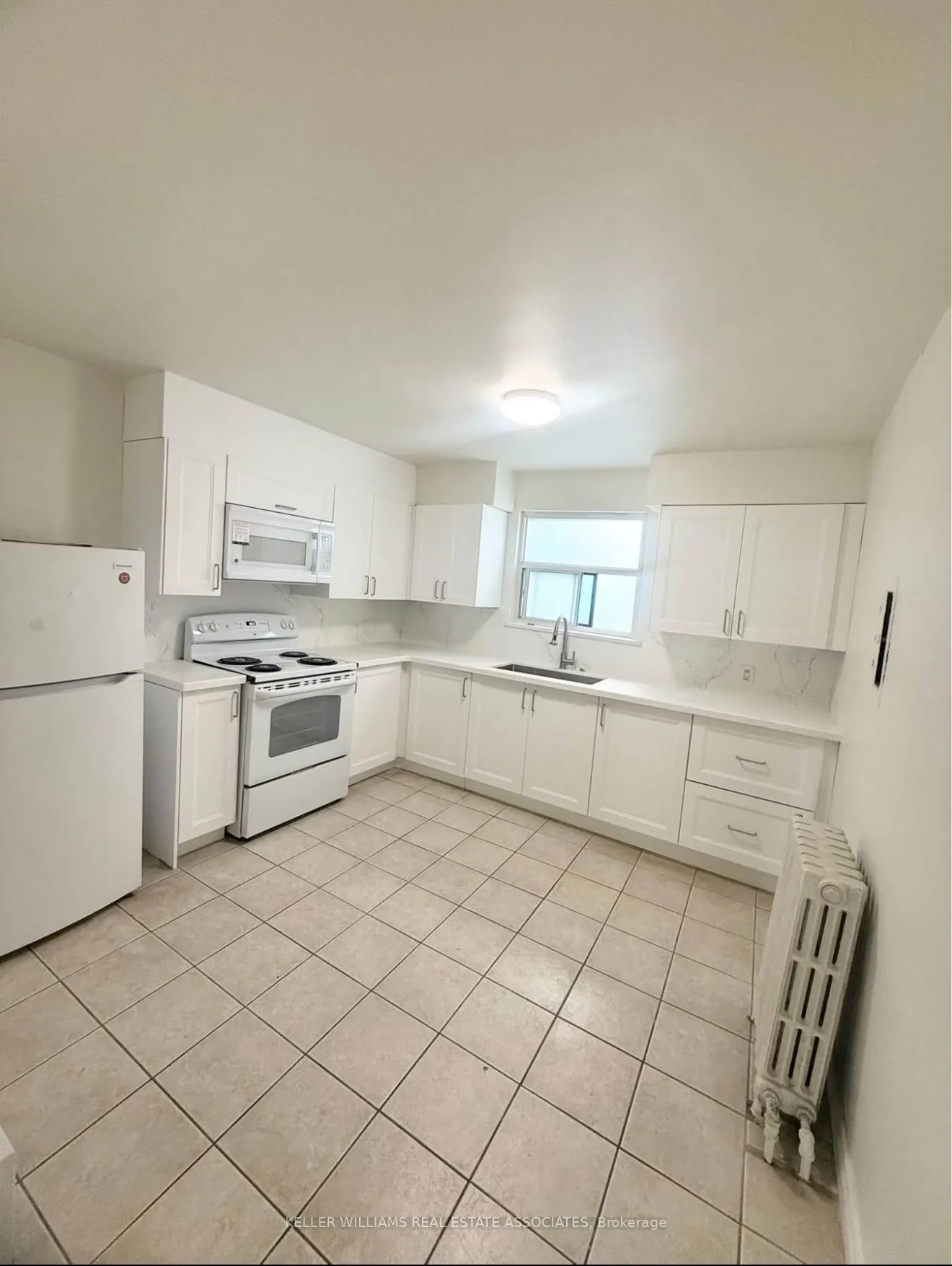 237 Lakeshore Road E, #3