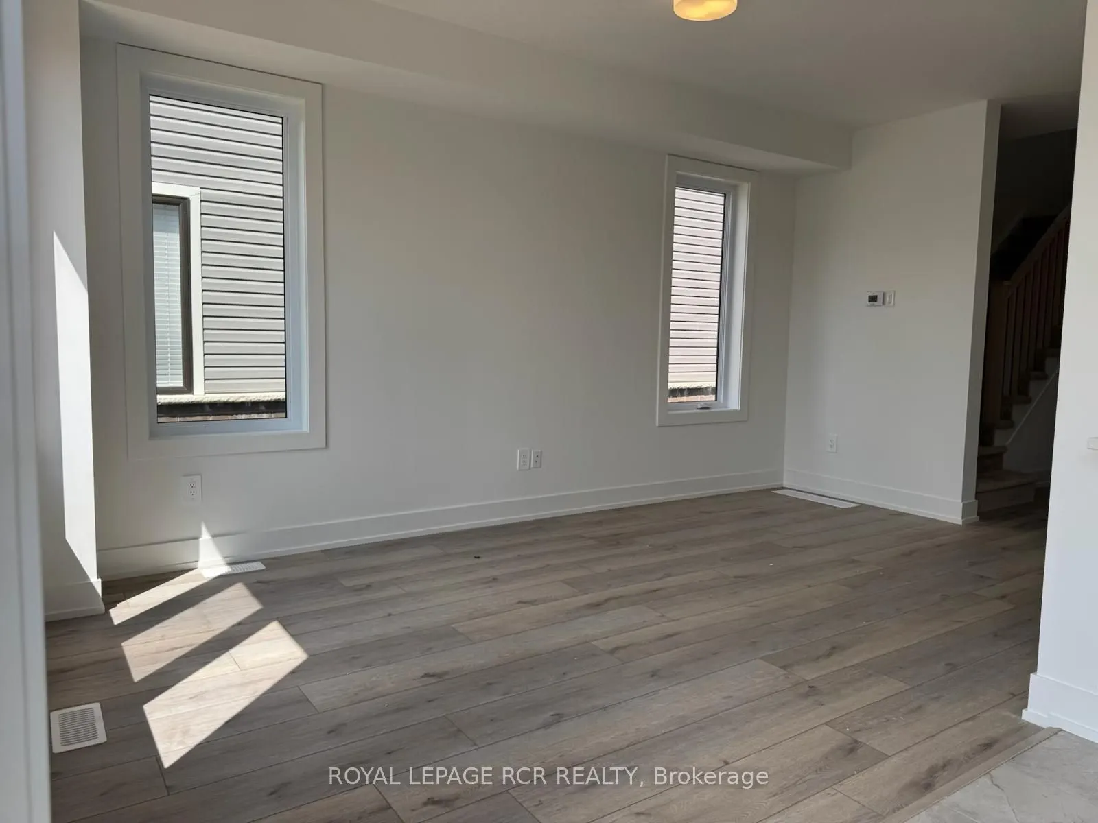 690 Broadway Avenue, #12