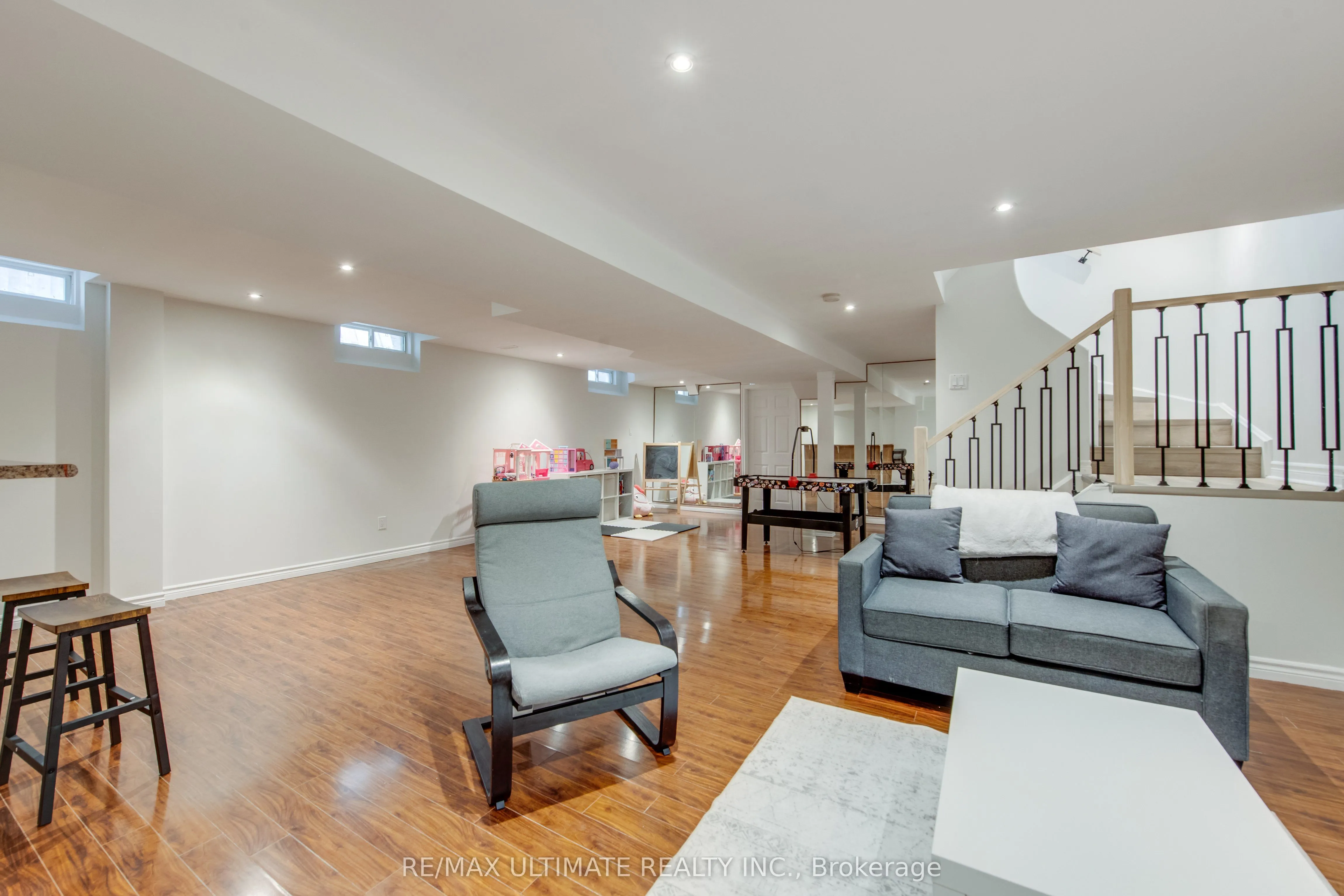 90 Cedargove Road