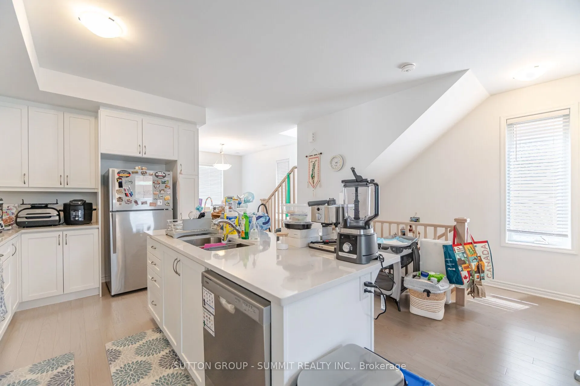 5206 VIOLA DESMOND Drive