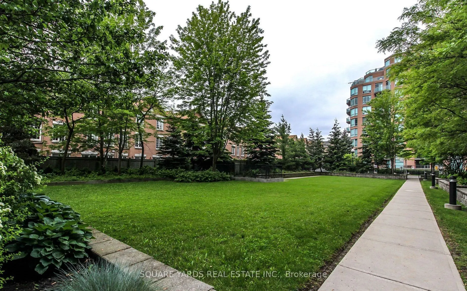 200 Manitoba Street, #412