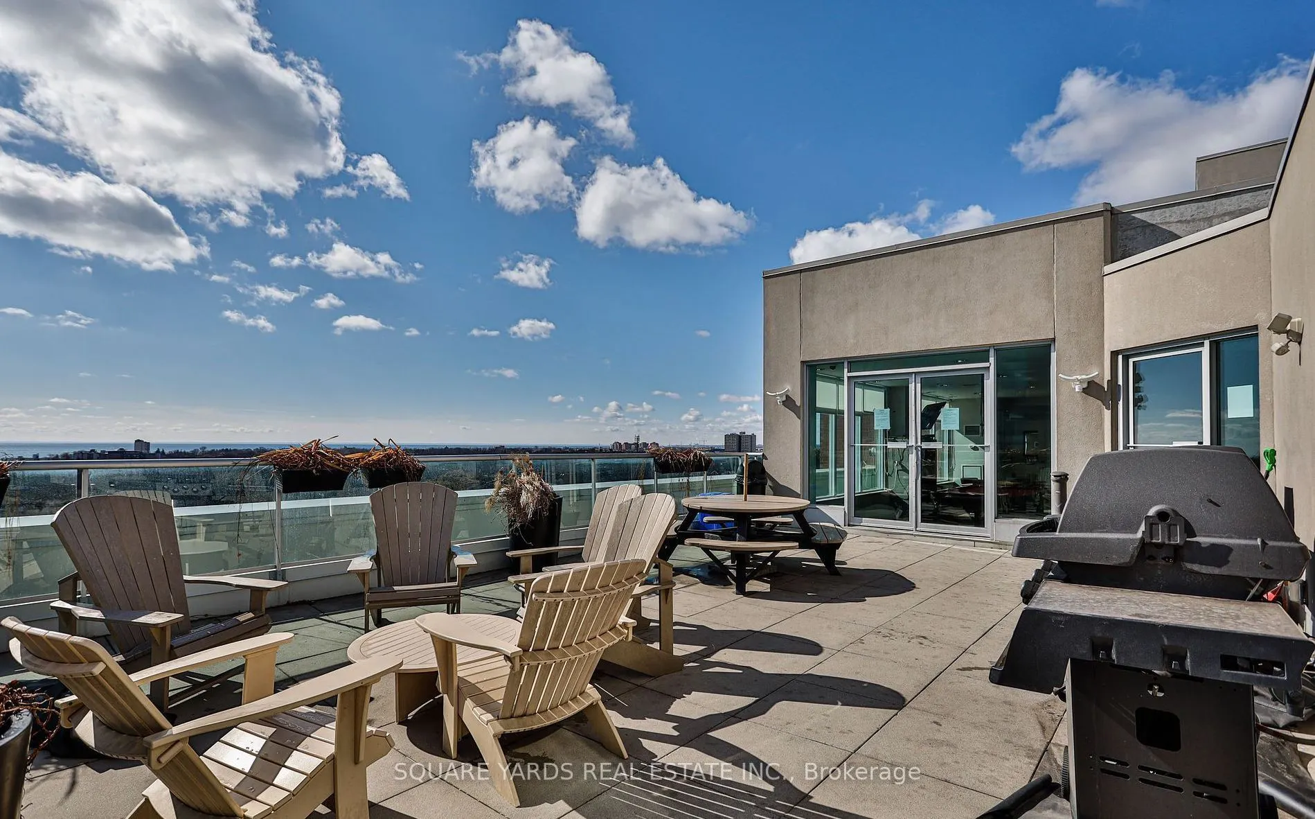 200 Manitoba Street, #412