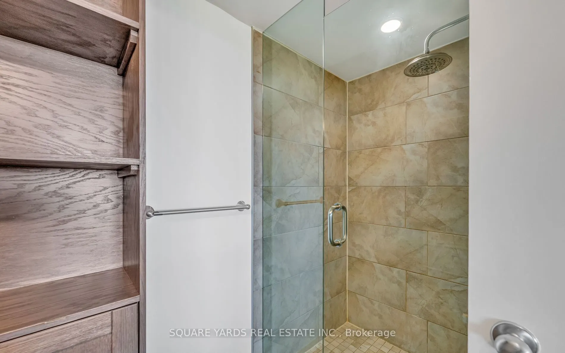 200 Manitoba Street, #412