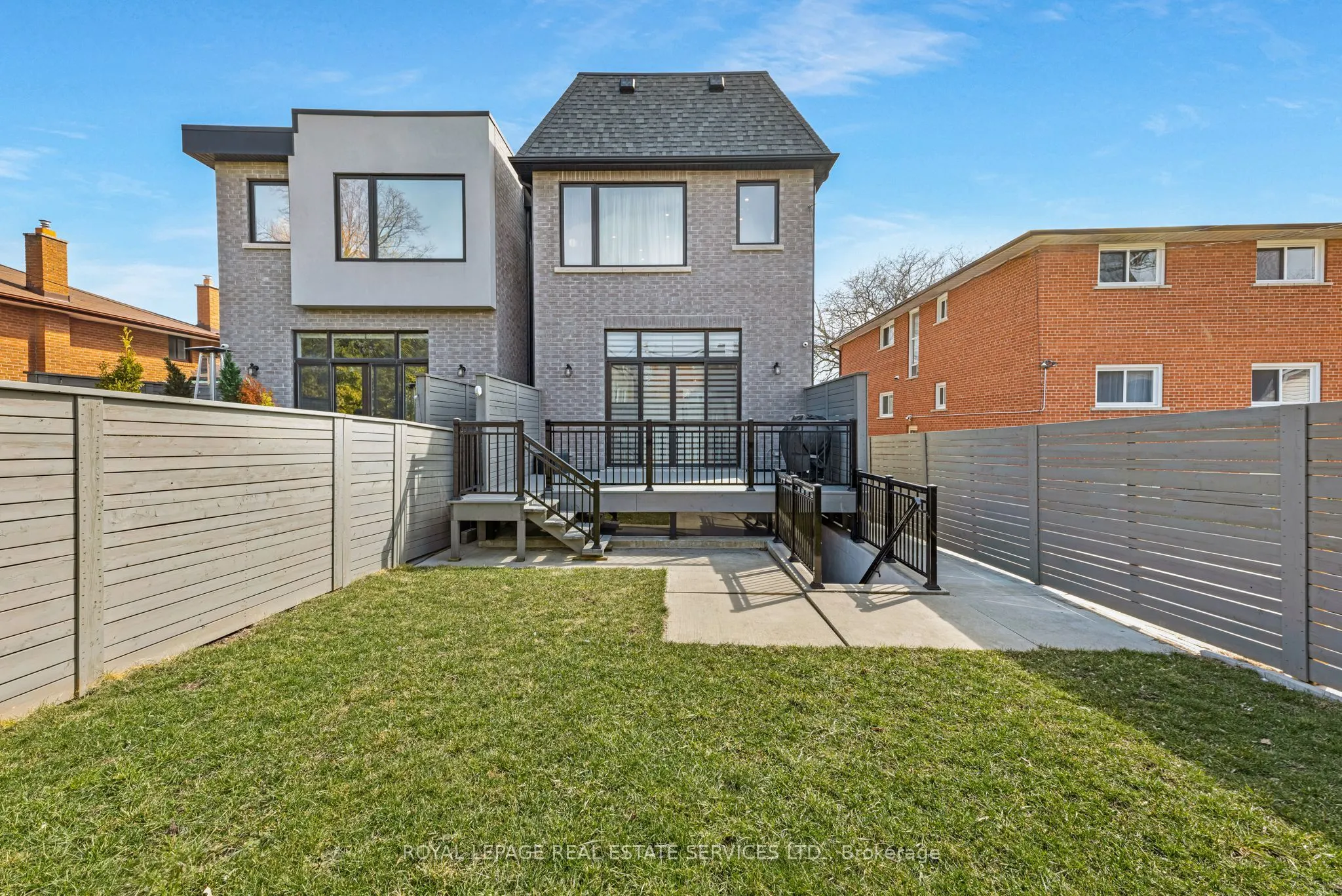 8 Branch Avenue