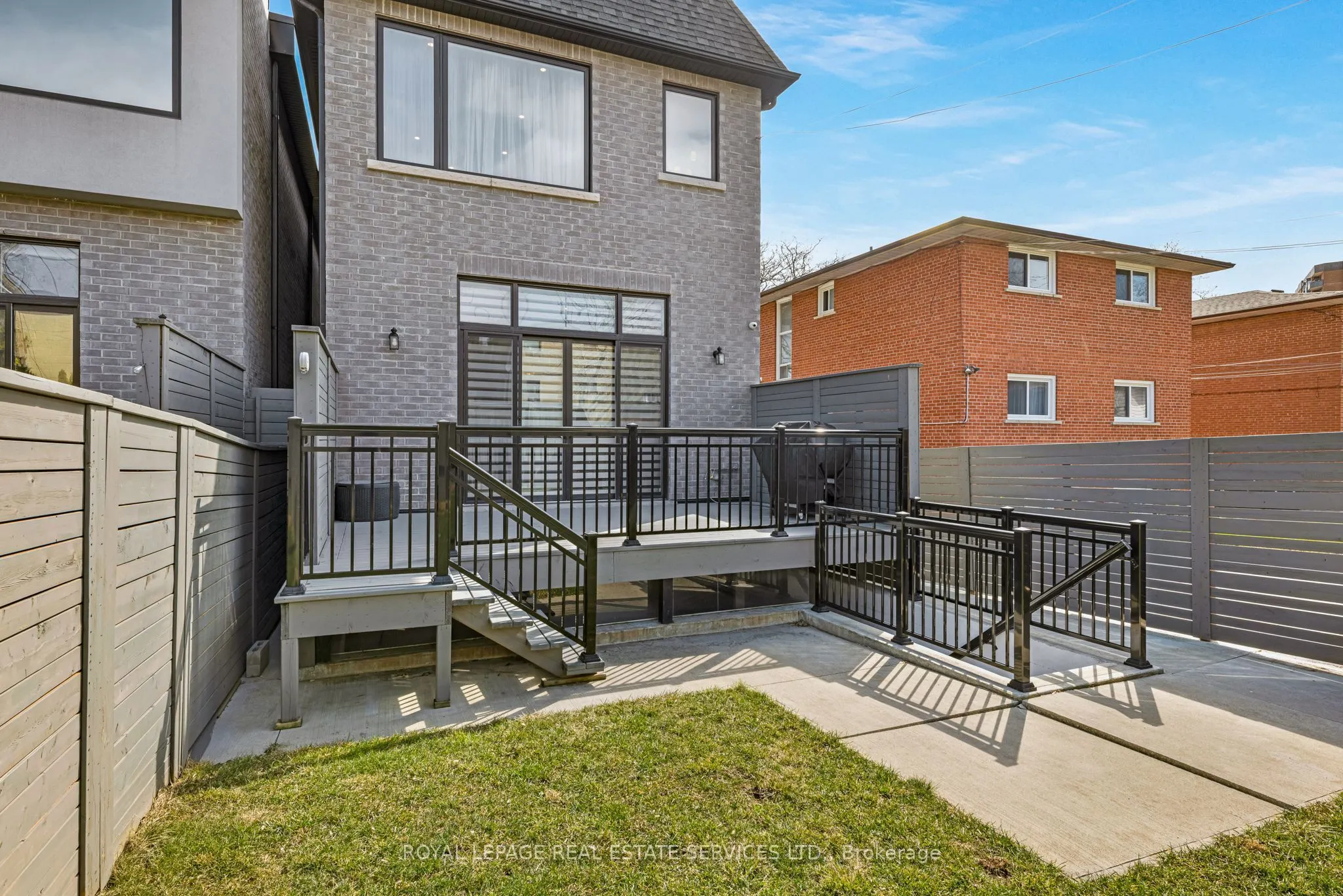 8 Branch Avenue