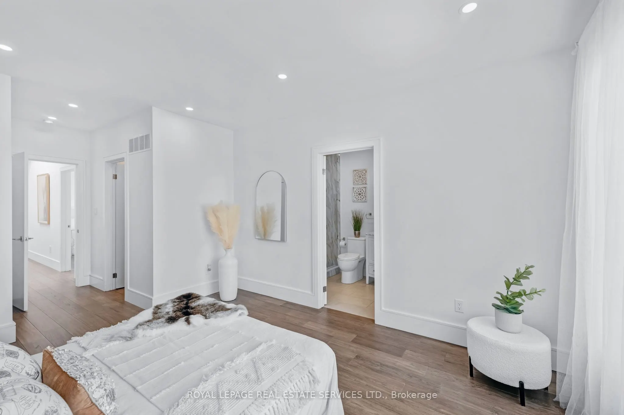 8 Branch Avenue