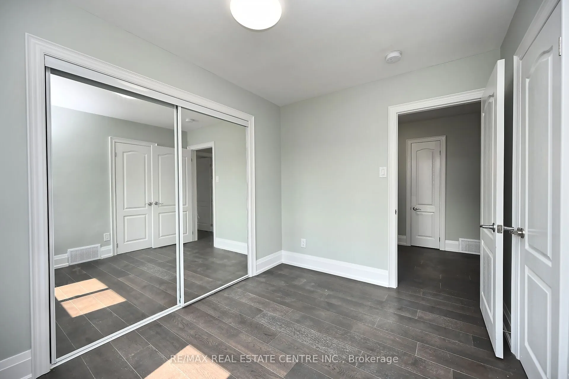526 Selsey Drive