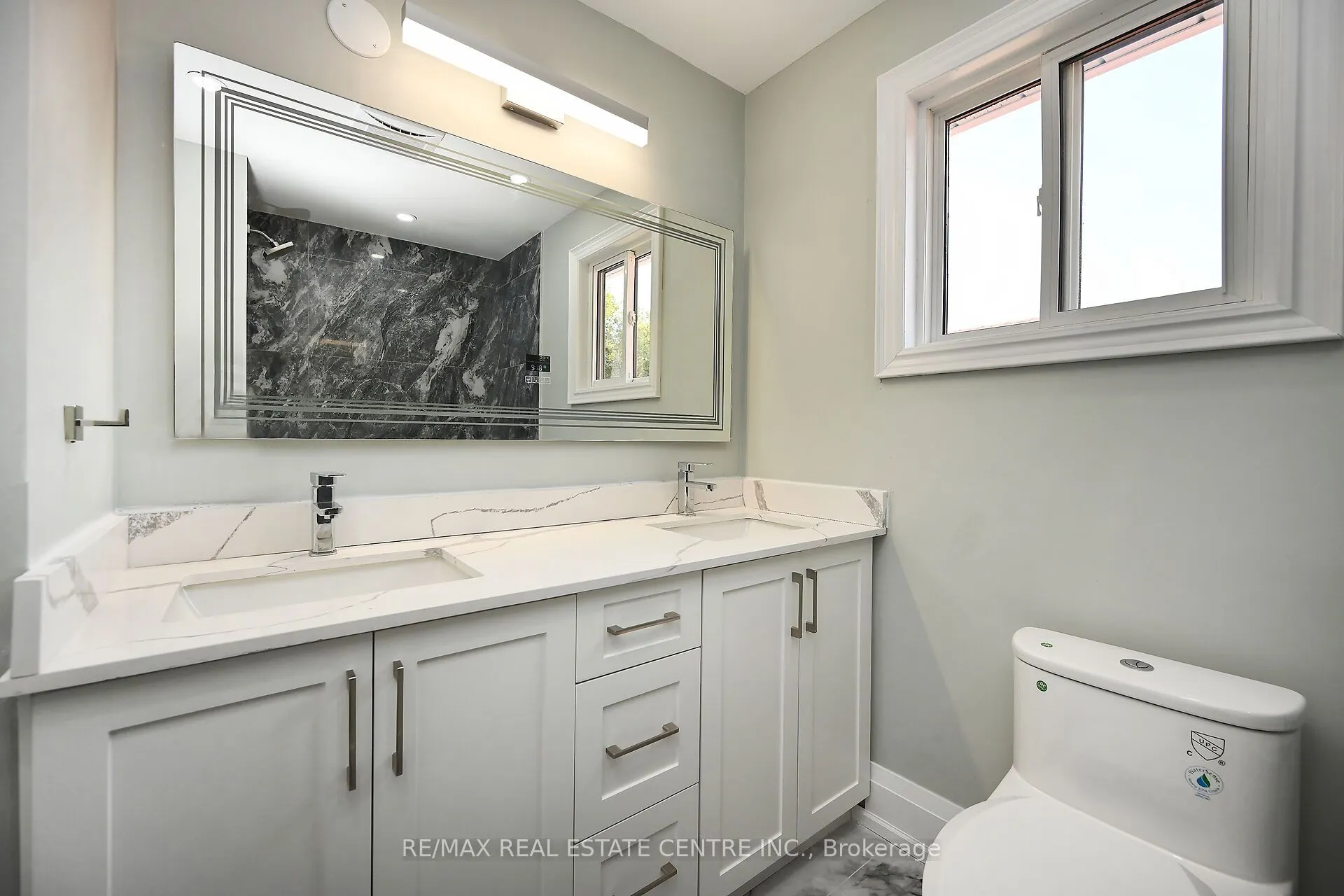 526 Selsey Drive