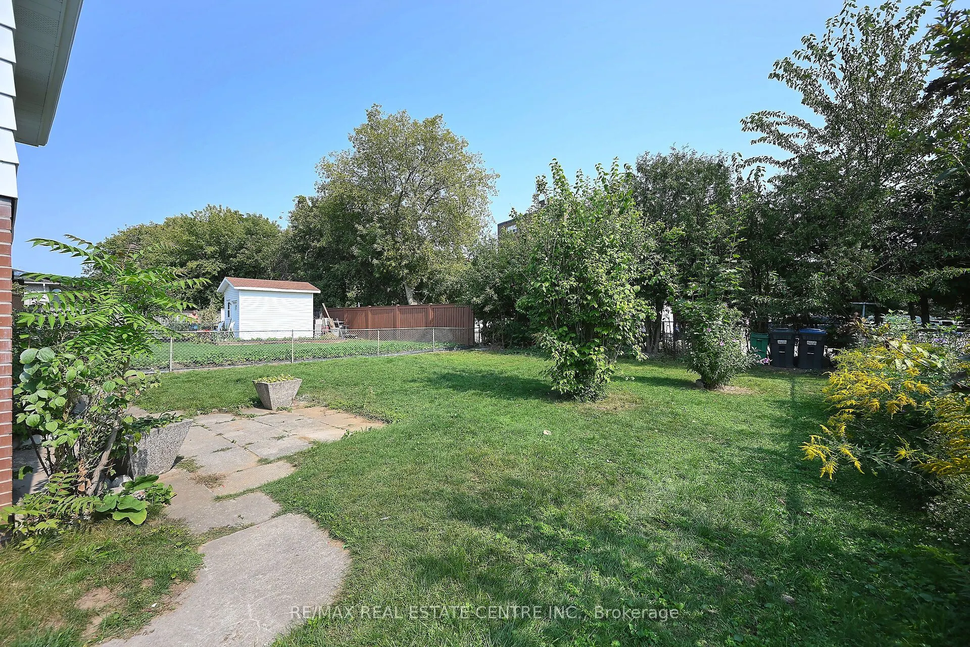 526 Selsey Drive