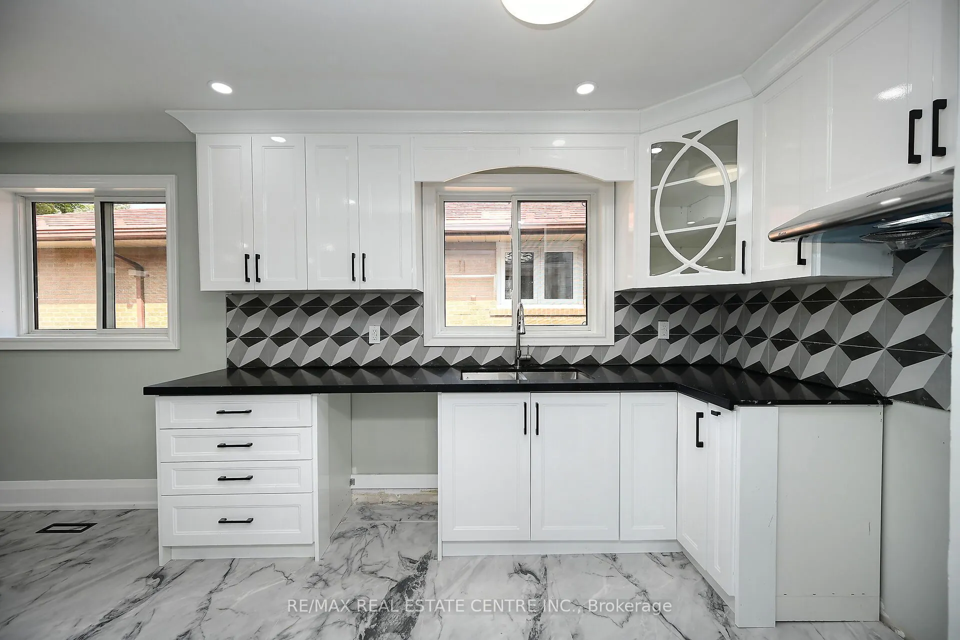 526 Selsey Drive