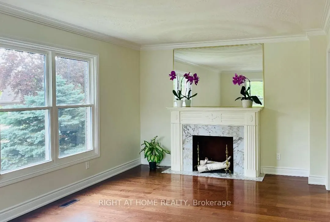 3668 Belvedere Crescent