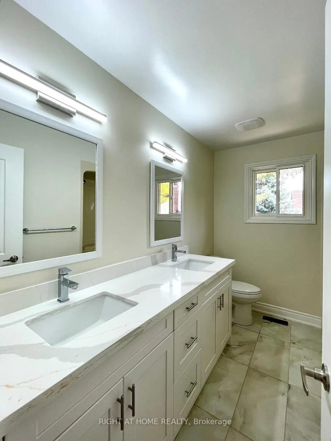 3668 Belvedere Crescent
