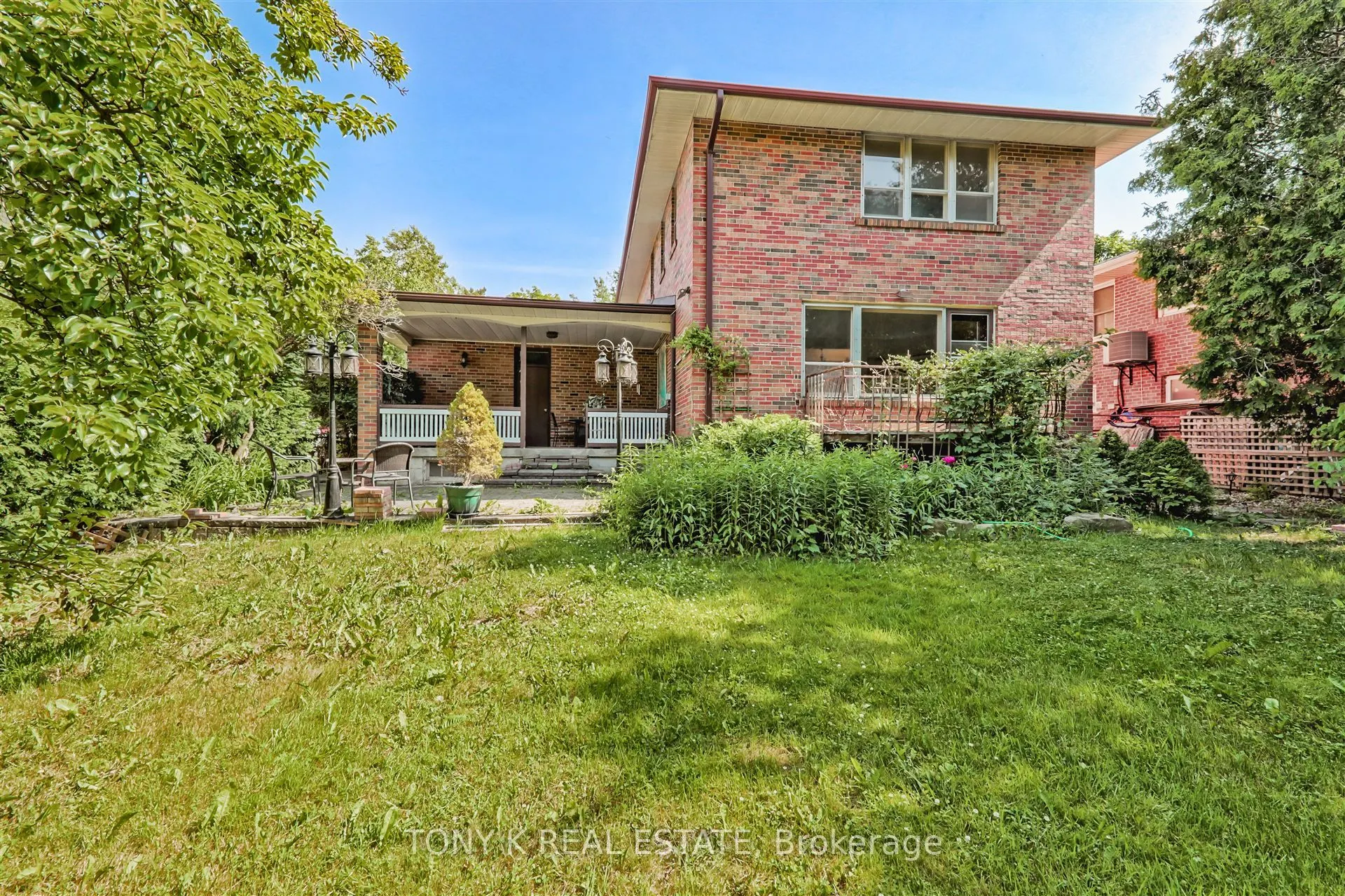 90 Waterford Drive