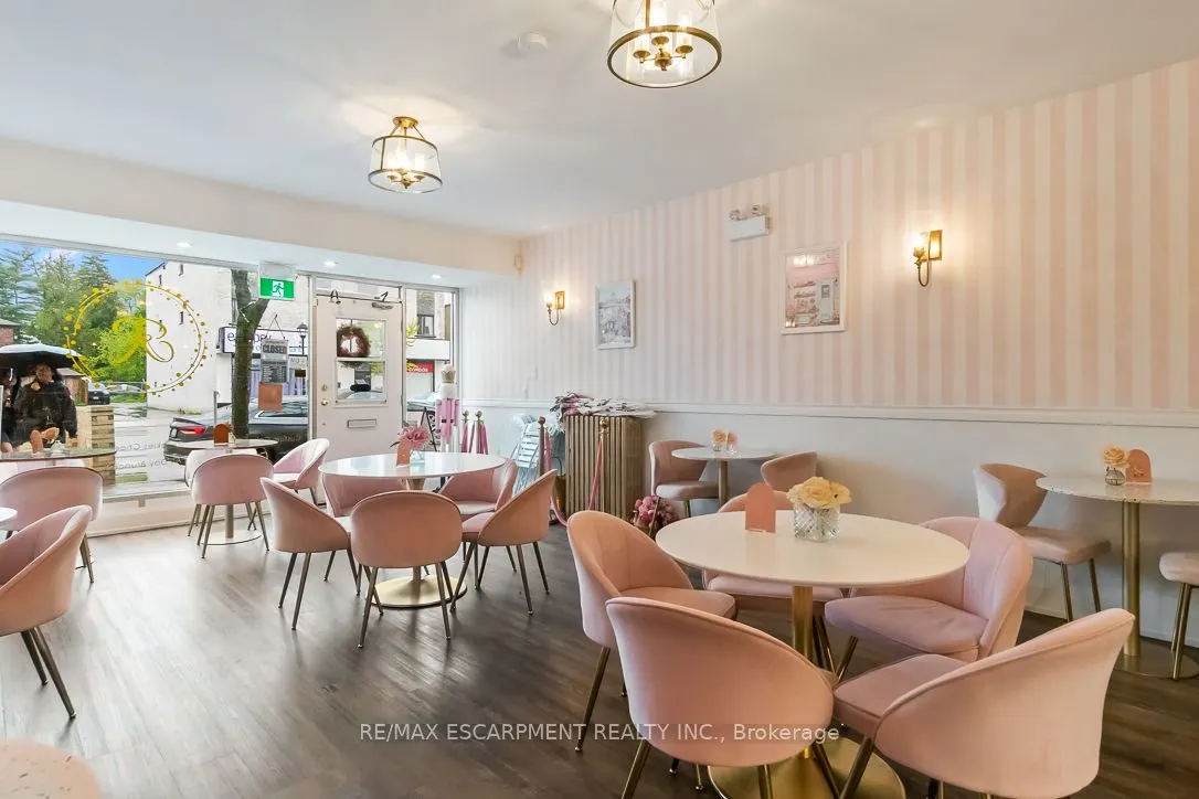 241,243 Lakeshore Road E