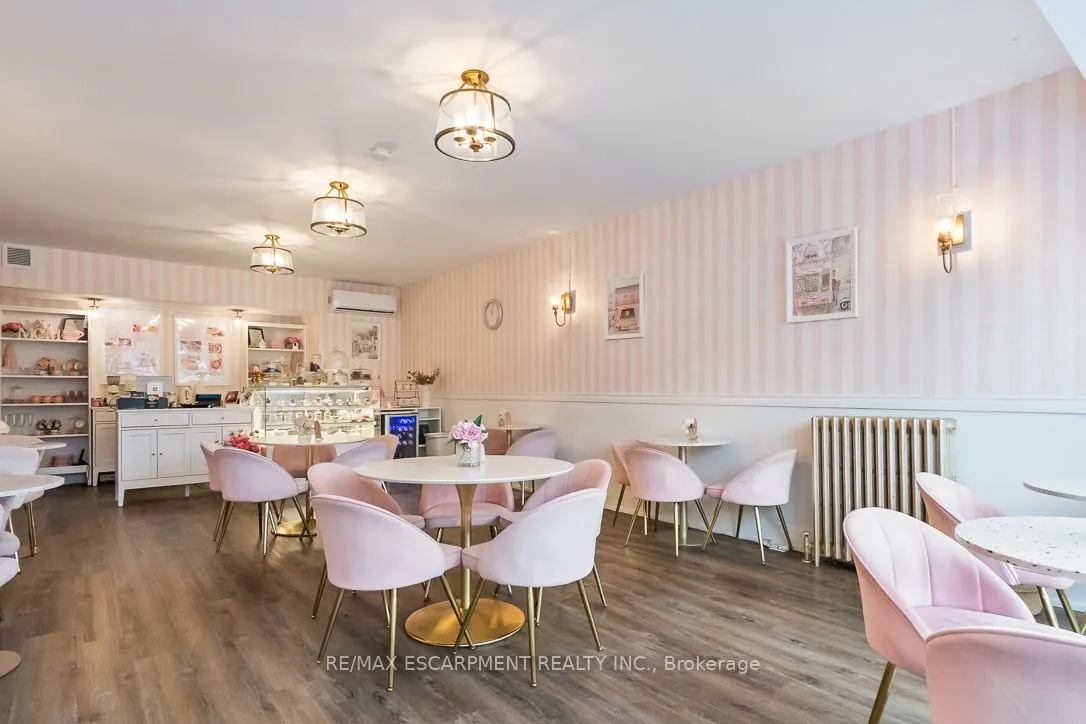 241,243 Lakeshore Road E
