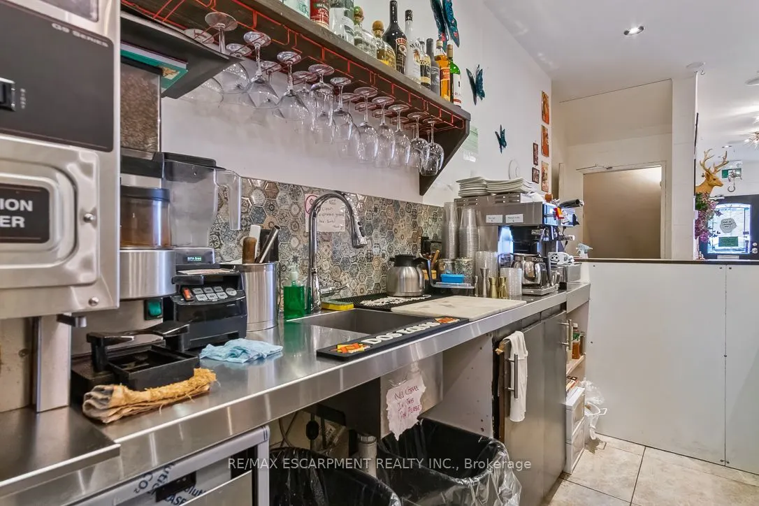 241,243 Lakeshore Road E
