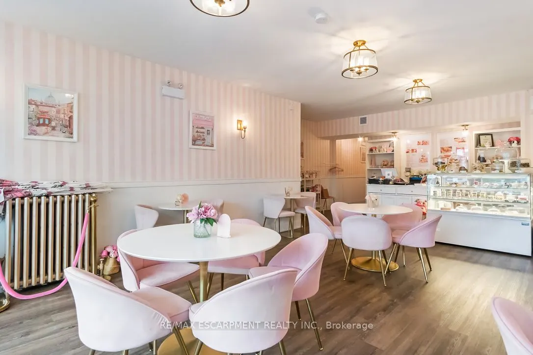 241,243 Lakeshore Road E