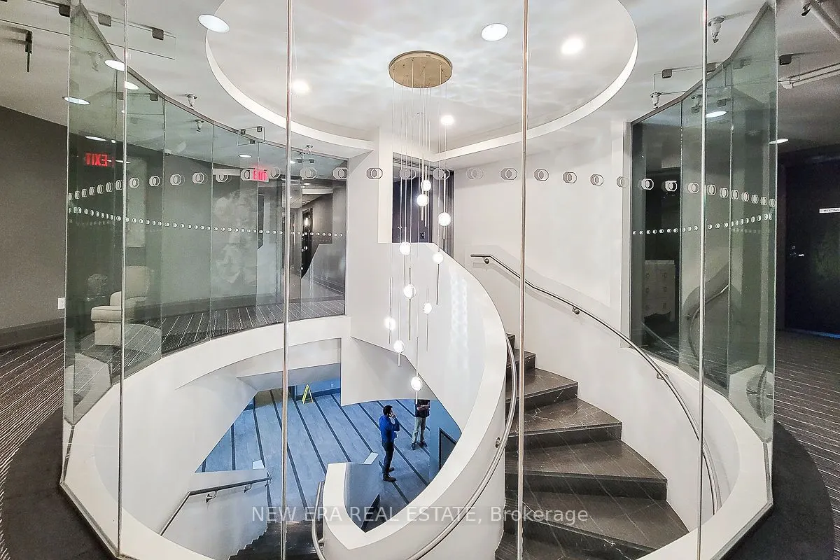 11 Bronte Road, #323