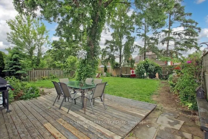 353 Kingsview Drive
