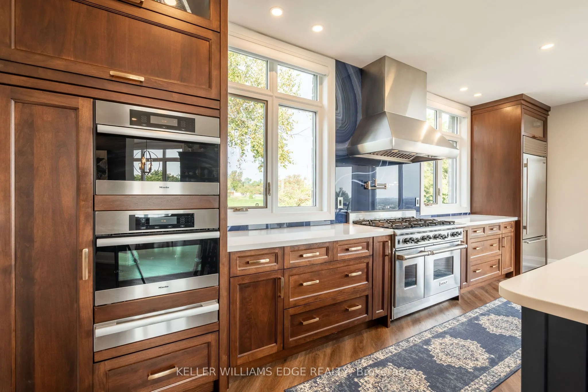 5500 Steeles Avenue W