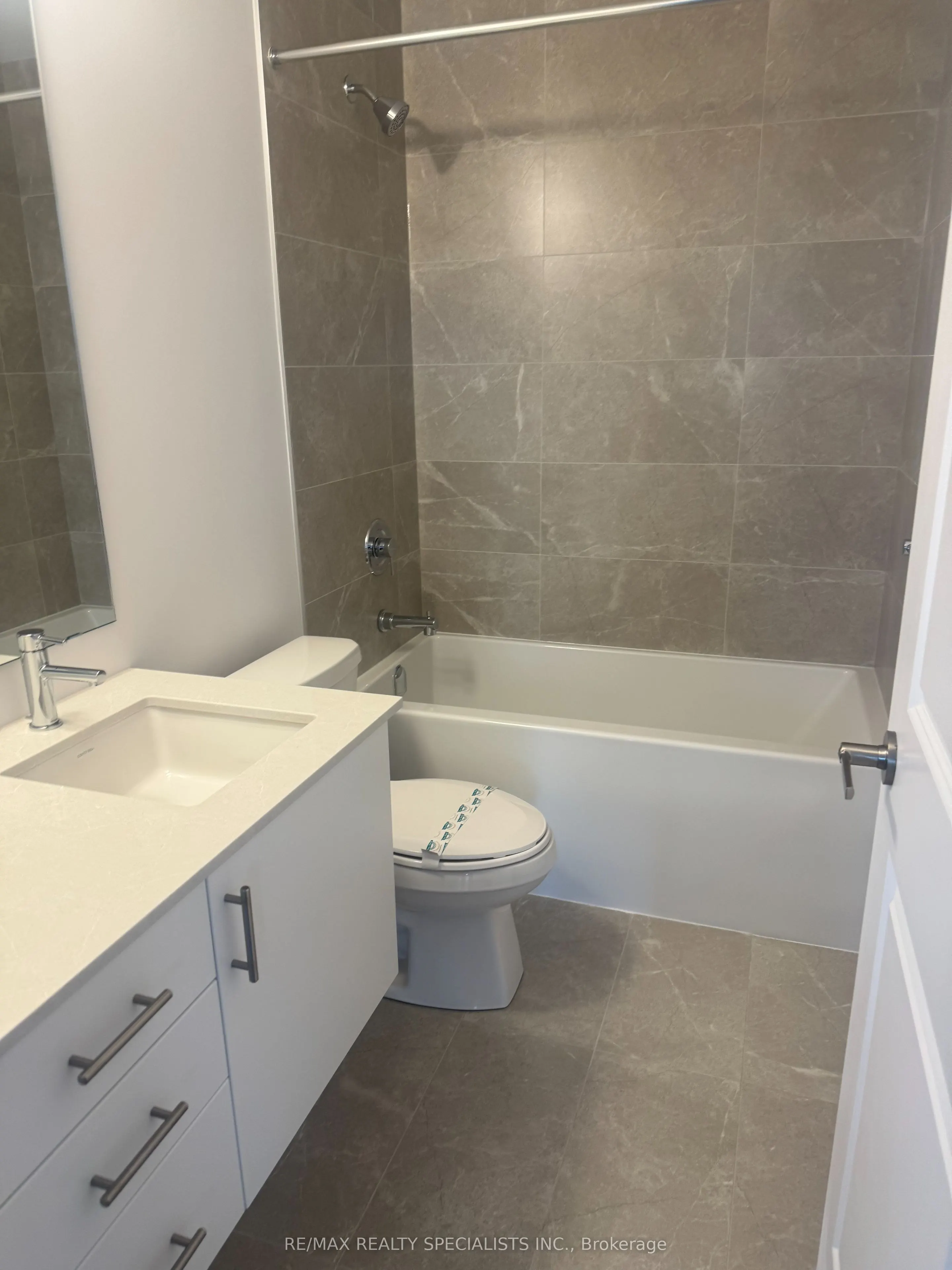 3240 William Coltson Avenue, #310