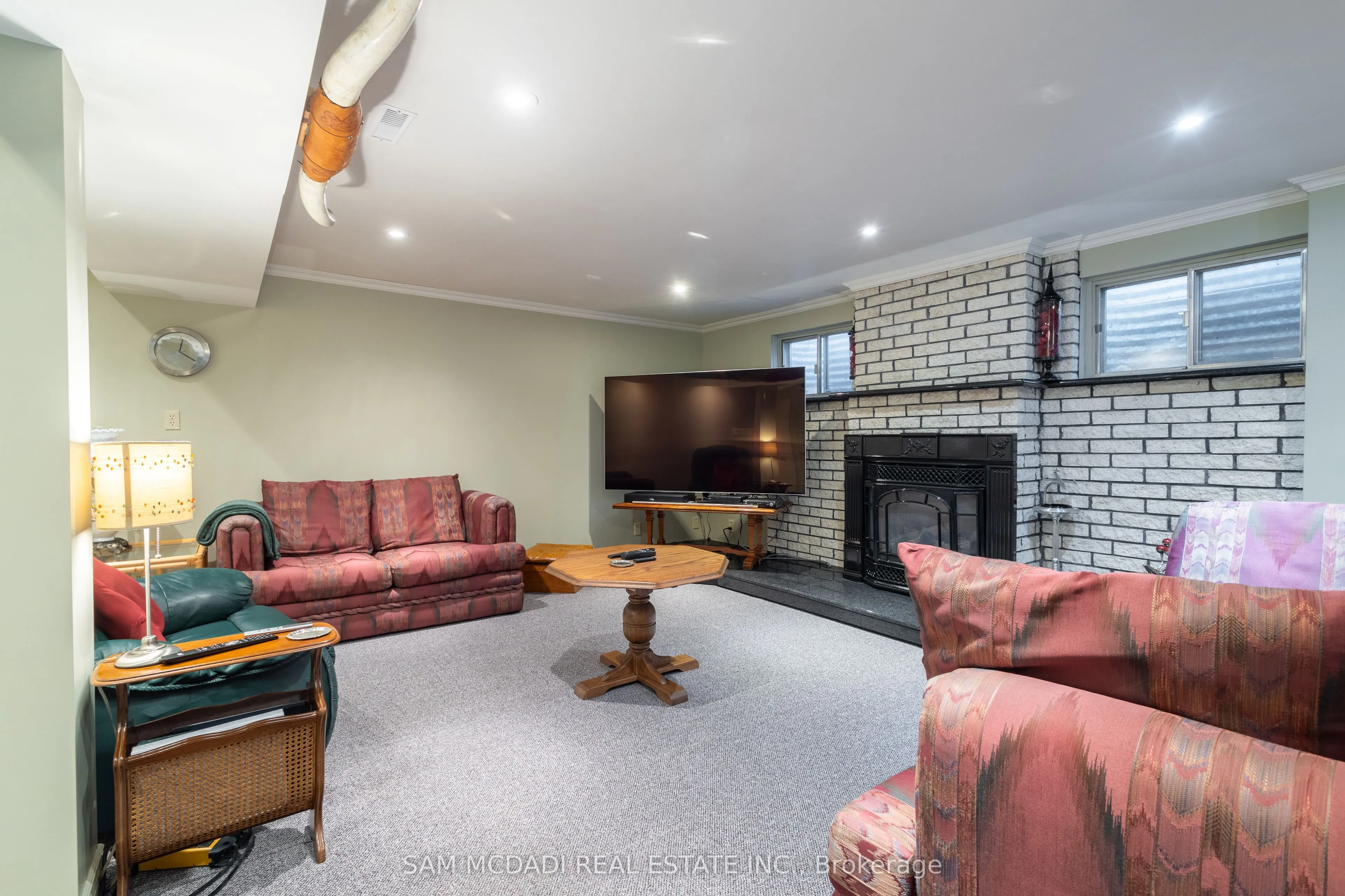 2529 Claymore Crescent