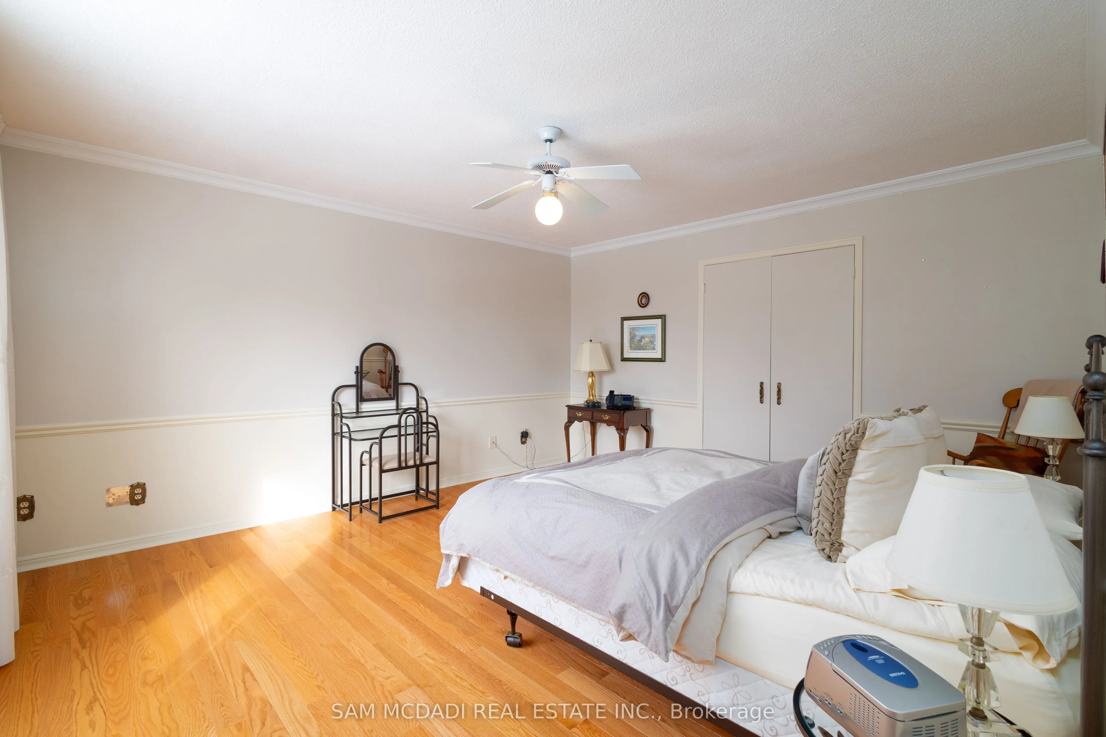 2529 Claymore Crescent