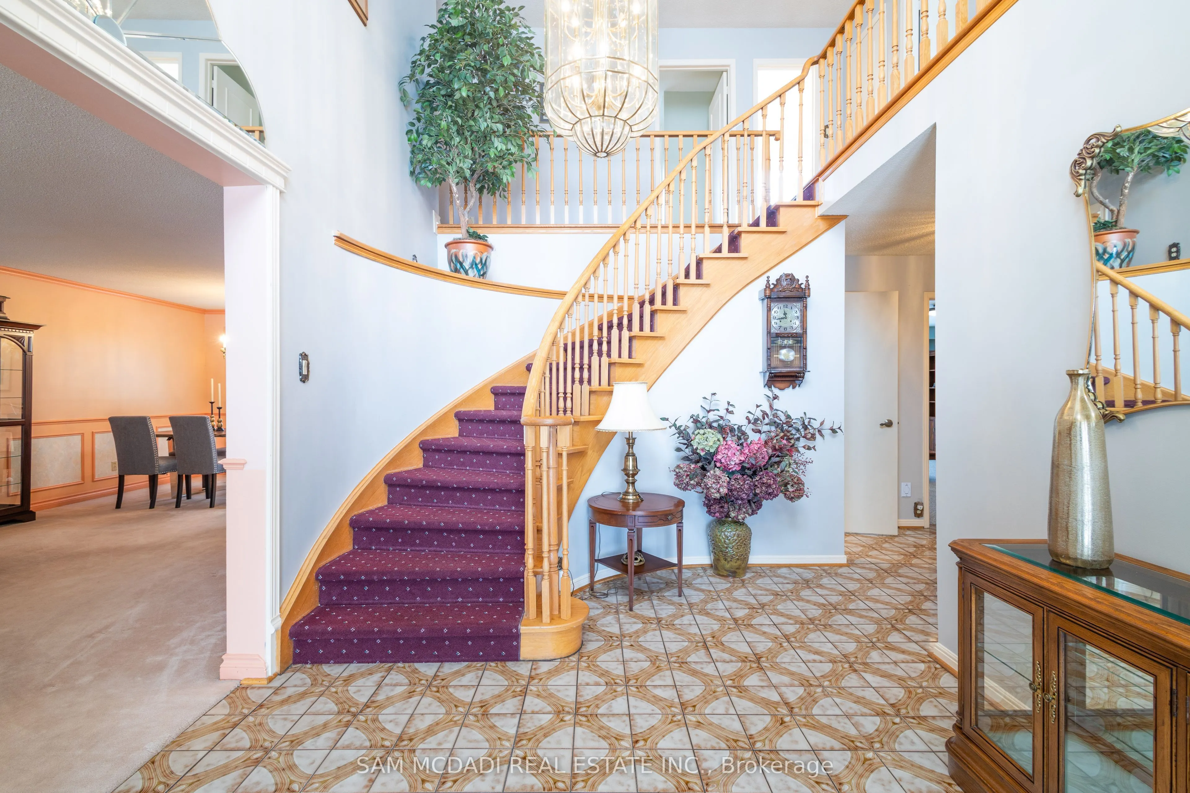 2529 Claymore Crescent