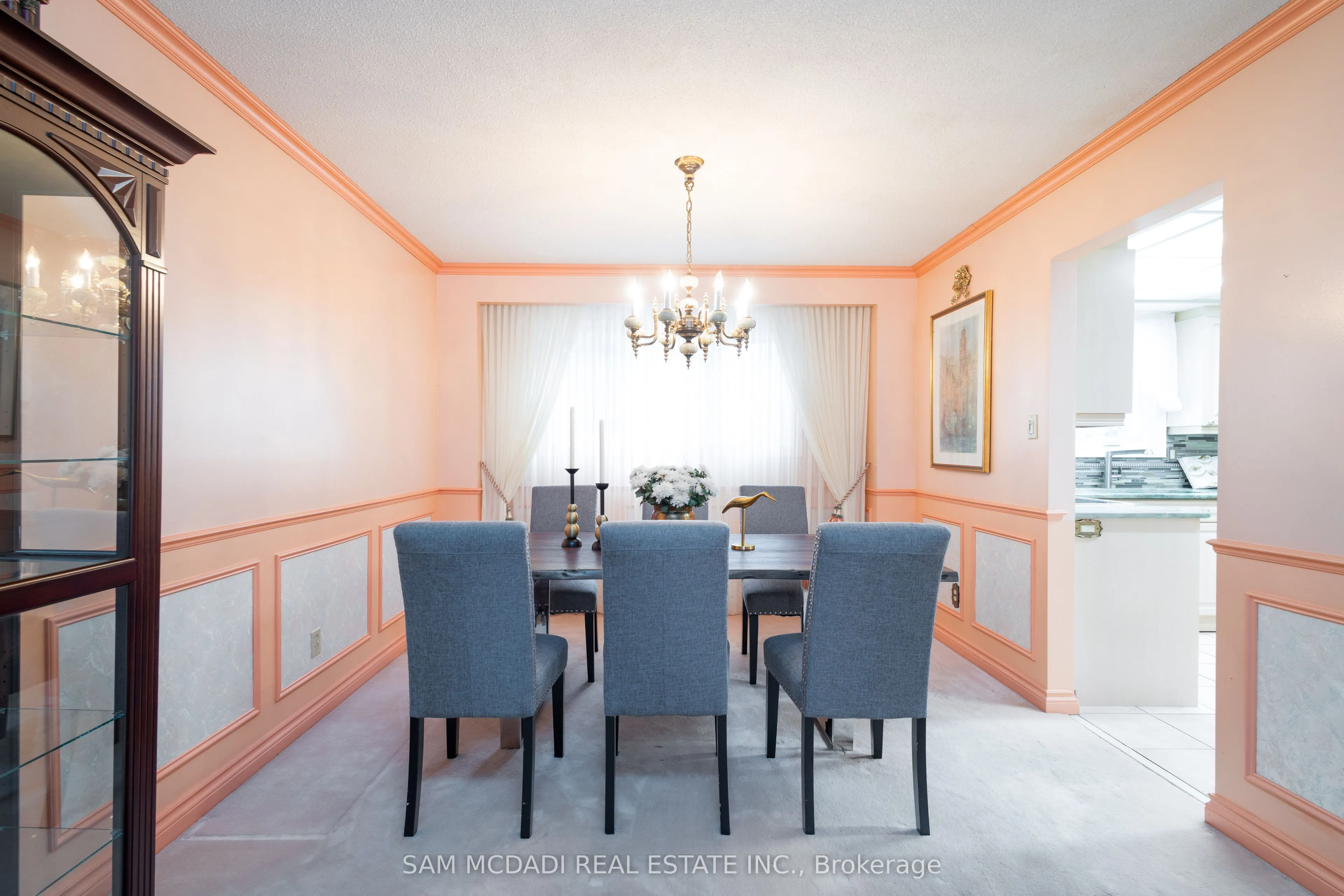 2529 Claymore Crescent