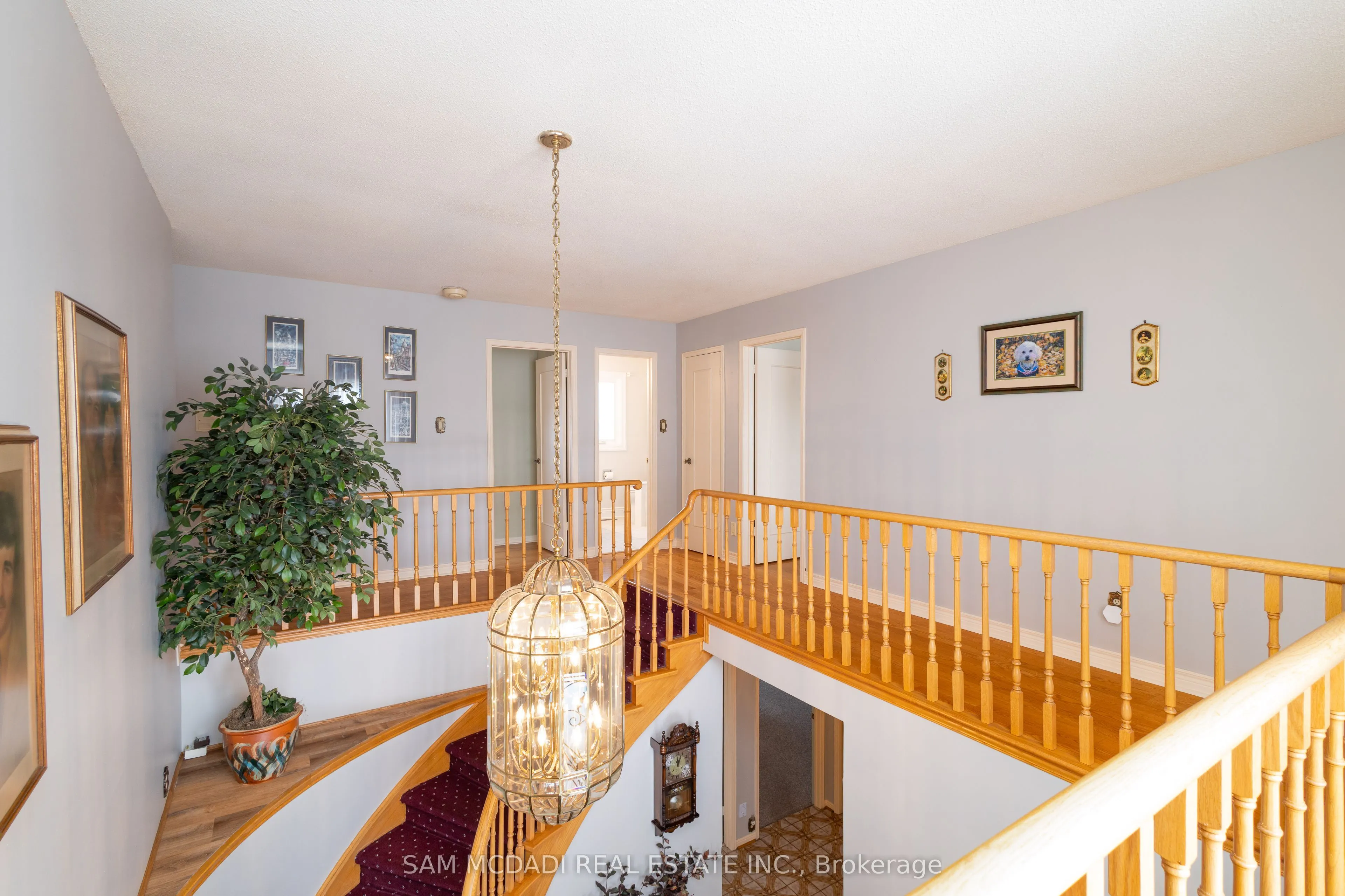 2529 Claymore Crescent
