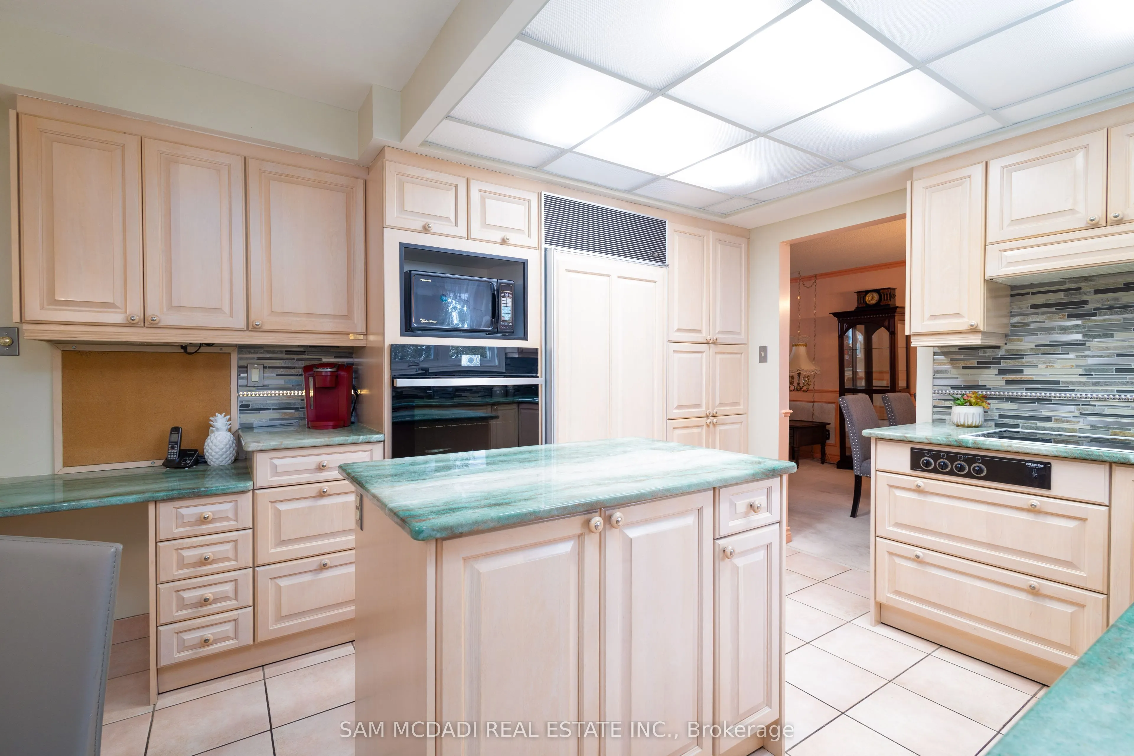2529 Claymore Crescent