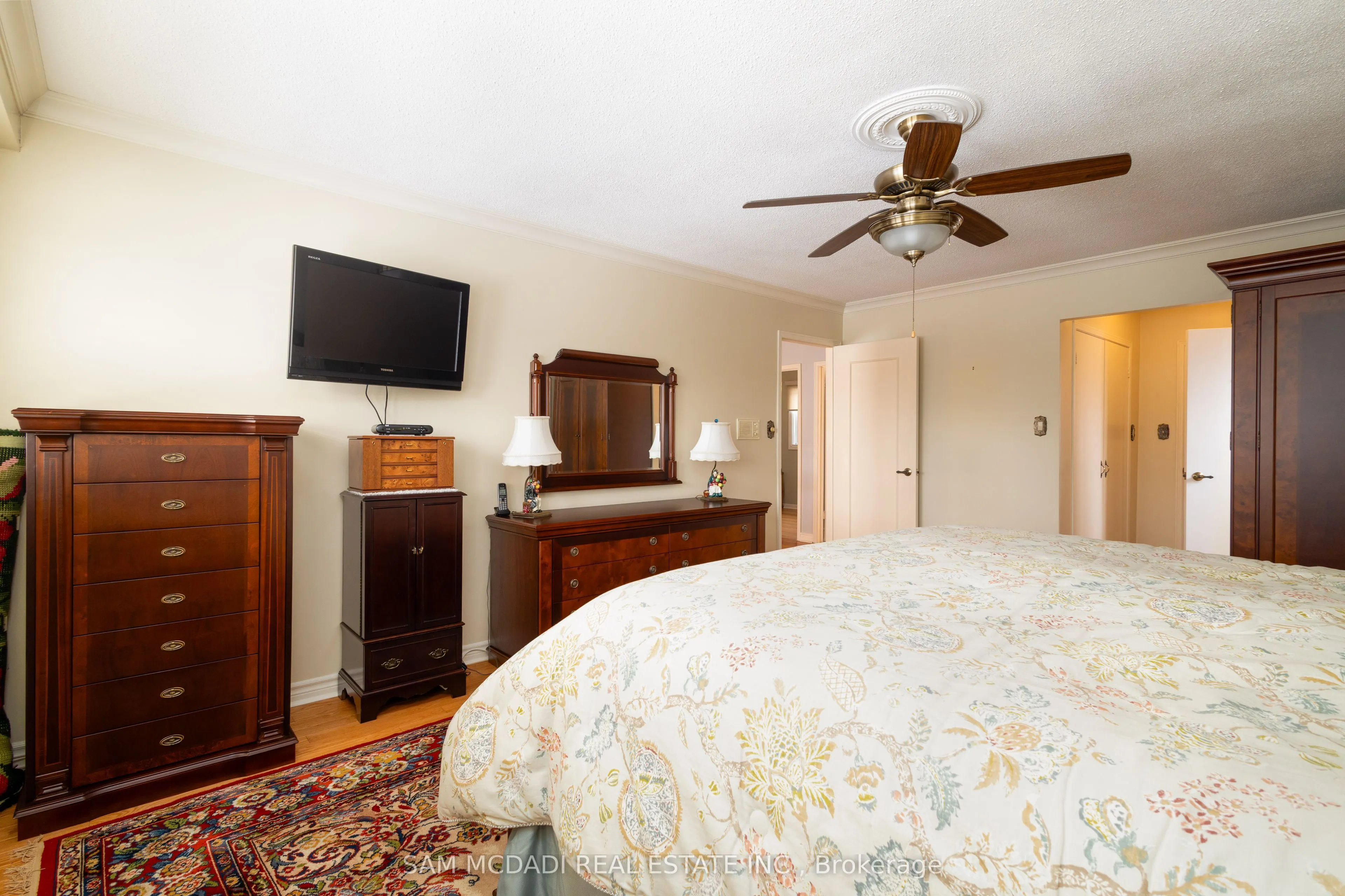 2529 Claymore Crescent