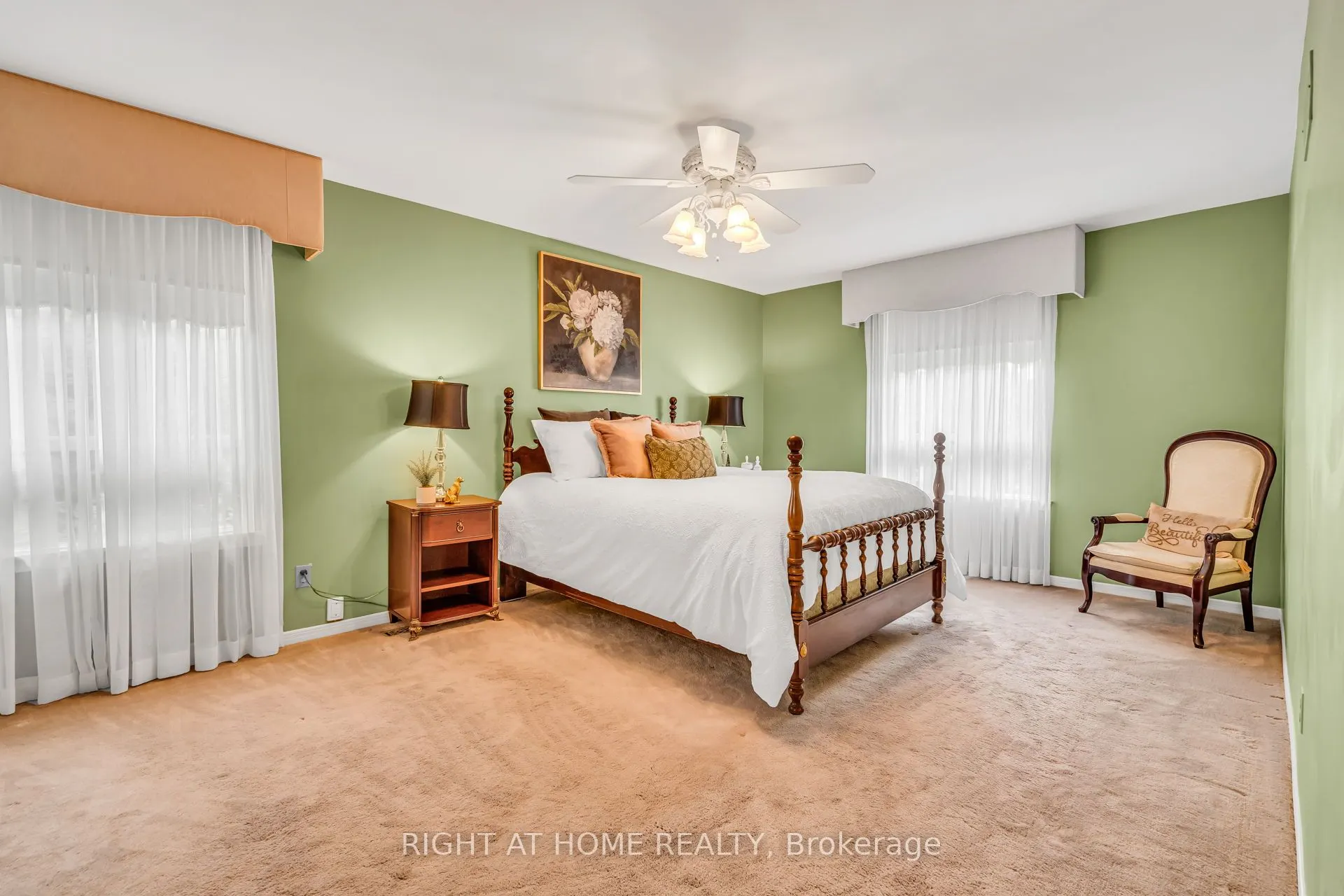 5 Poplar Heights Drive